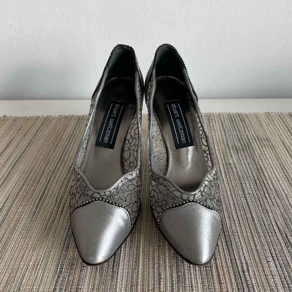 Stuart Weitzman Silver Lace Pumps - Picture 4 of 14